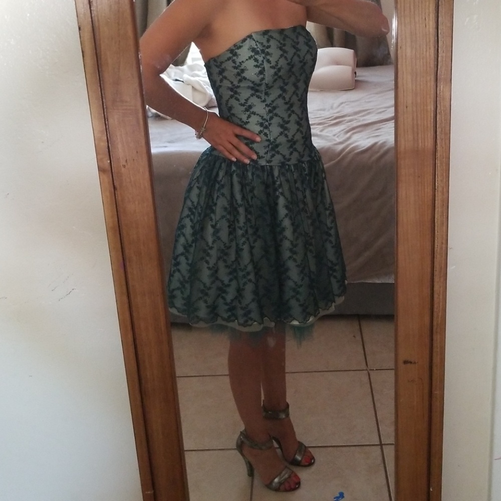 Jessica McClintock Strapless dress